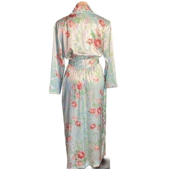 Intimate Essentials ruffled floral pastel  satiny silky long Robe roses sz S - Picture 3 of 13